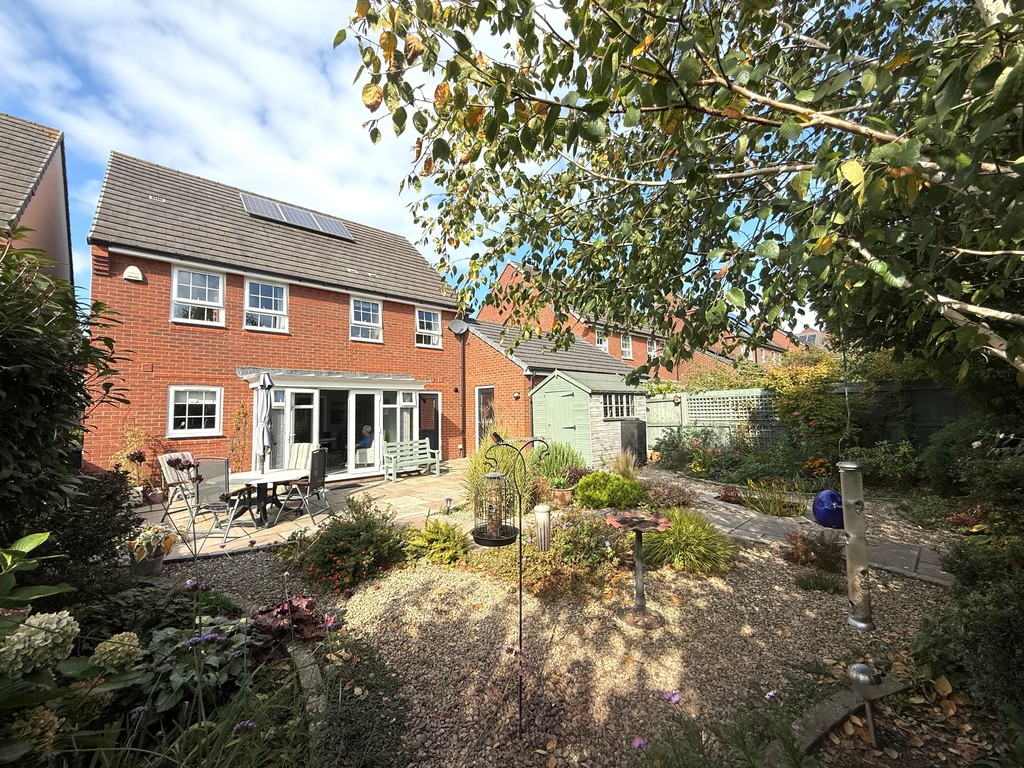 4 bed detached house for sale in Veysey Close, Exeter, EX2  - Property Image 34