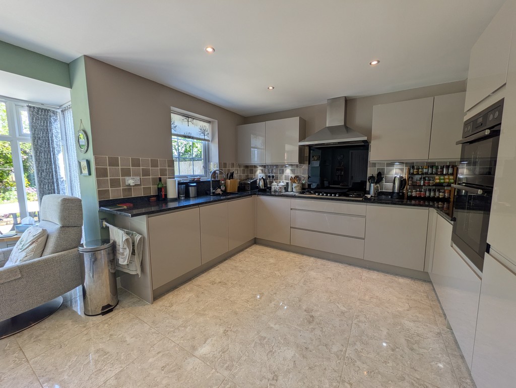 4 bed detached house for sale in Veysey Close, Exeter, EX2 4