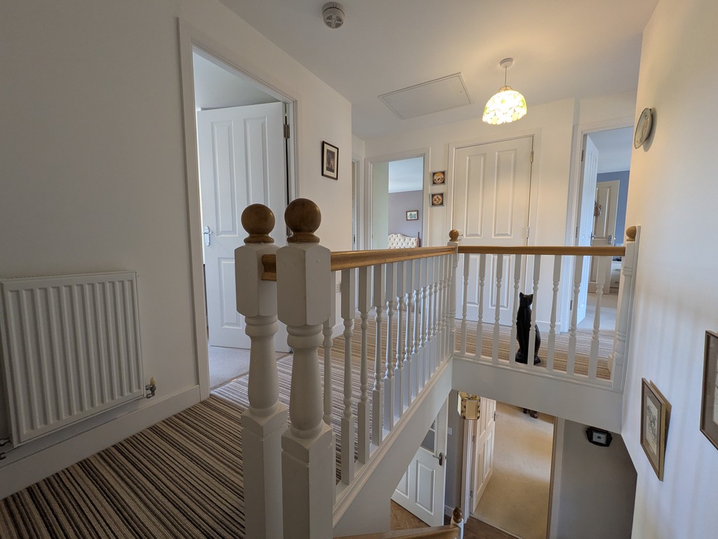 4 bed detached house for sale in Veysey Close, Exeter, EX2  - Property Image 9