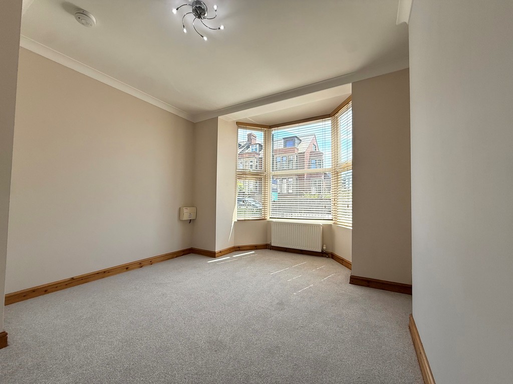 1 bed apartment to rent in Heavitree Road, Exeter 4