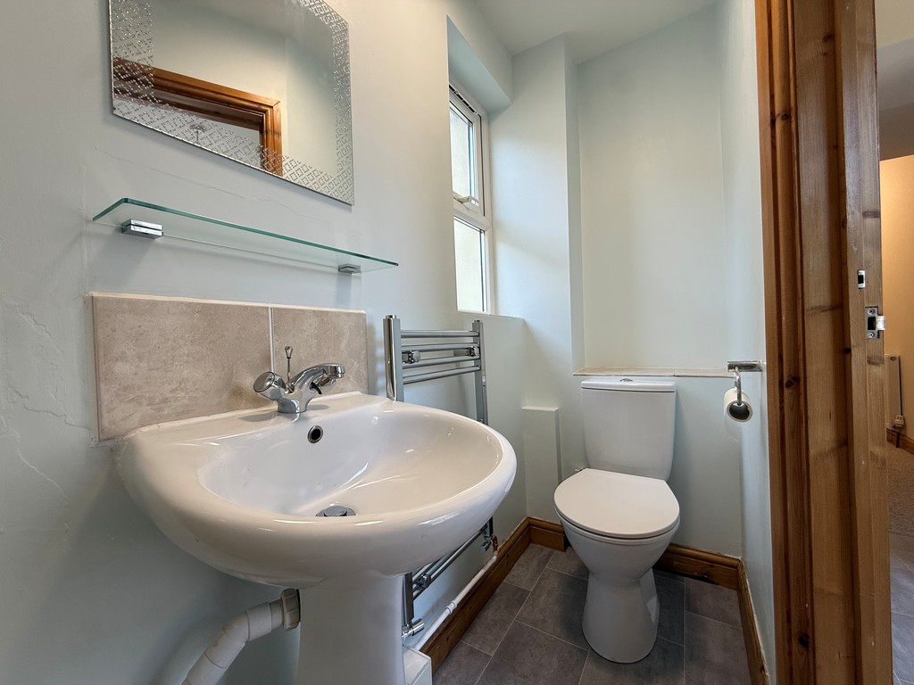 1 bed apartment to rent in Heavitree Road, Exeter 6