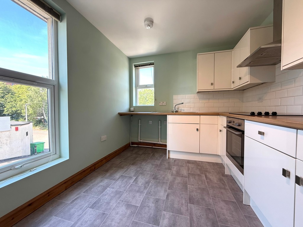 1 bed apartment to rent in Heavitree Road, Exeter  - Property Image 2
