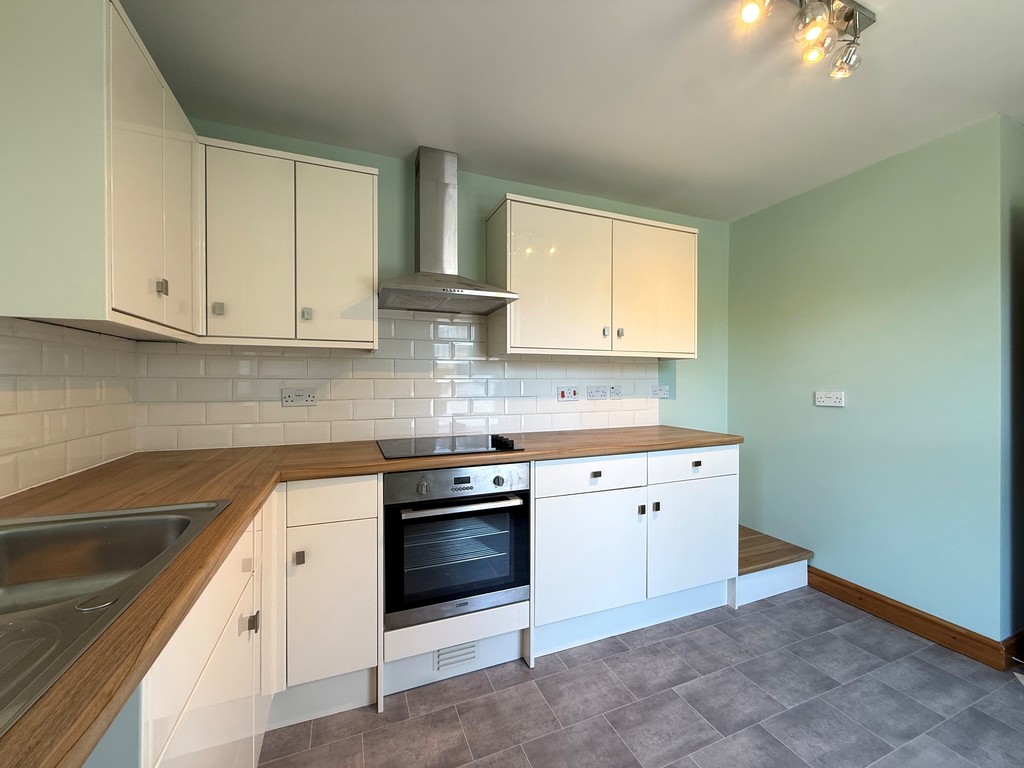 1 bed apartment to rent in Heavitree Road, Exeter  - Property Image 4