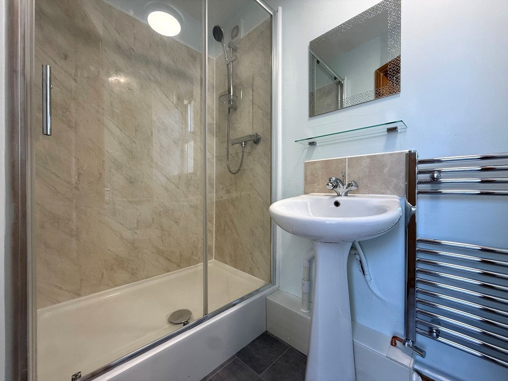 1 bed apartment to rent in Heavitree Road, Exeter  - Property Image 9
