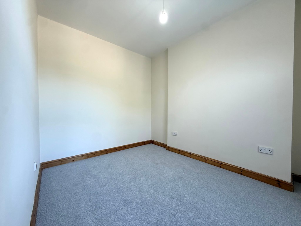 1 bed apartment to rent in Heavitree Road, Exeter 12