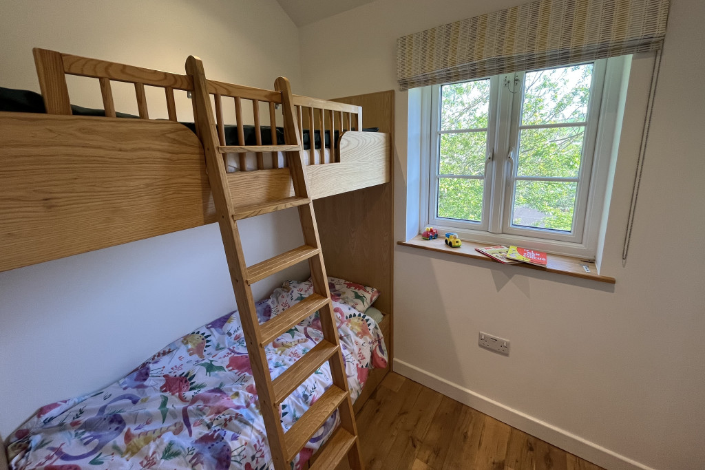 2 bed terraced house to rent in Torrington Place, Kenton, EX6 12