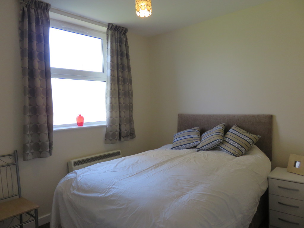 4 bed for sale in New Bridge Street  - Property Image 6