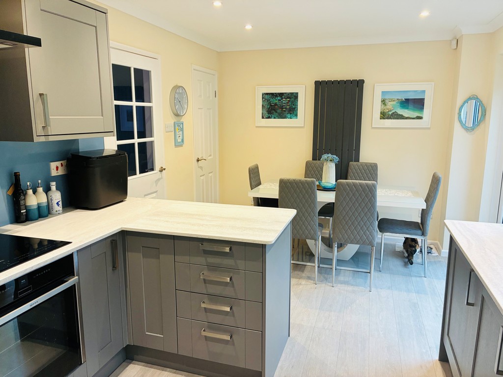 3 bed detached house for sale in Moor View Drive, Teignmouth, TQ14  - Property Image 3