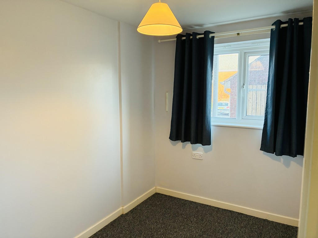 2 bed apartment for sale in Heraldry Walk 5