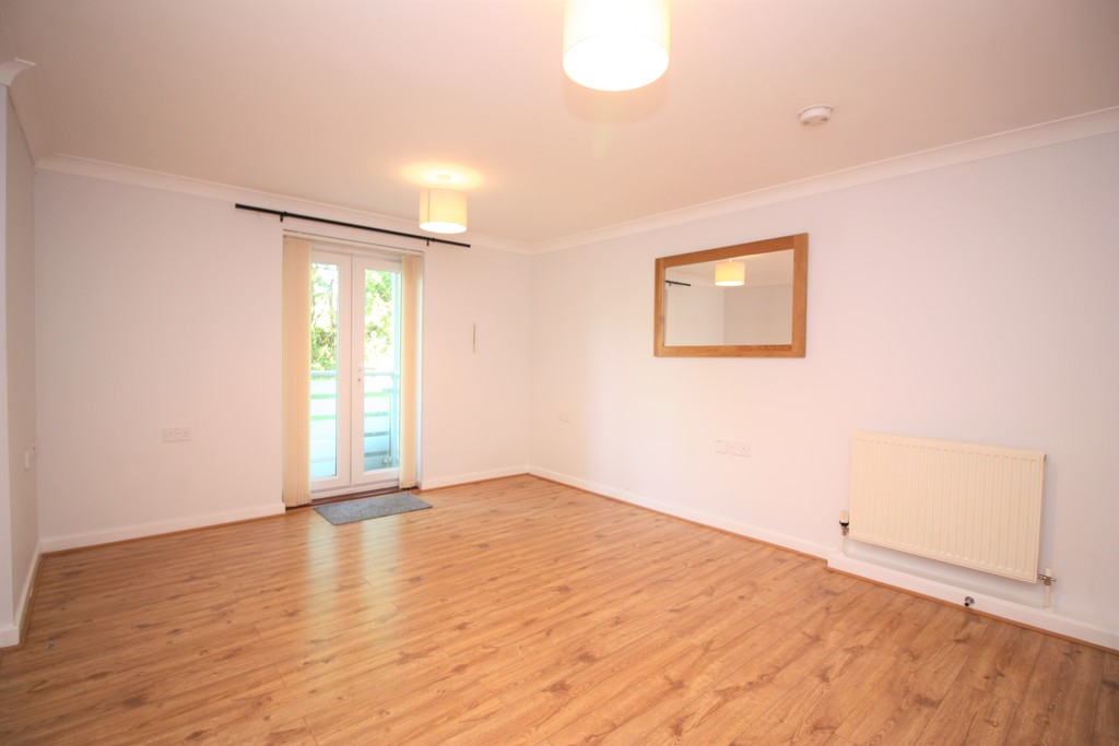 2 bed apartment for sale in Heraldry Walk  - Property Image 2