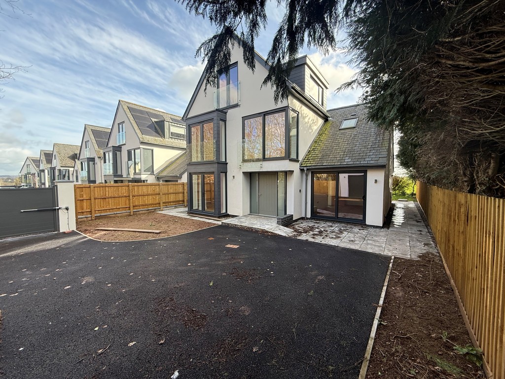 5 bed detached house to rent in Old Rydon Lane, Exeter  - Property Image 41