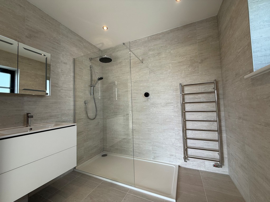 5 bed detached house to rent in Old Rydon Lane, Exeter  - Property Image 19