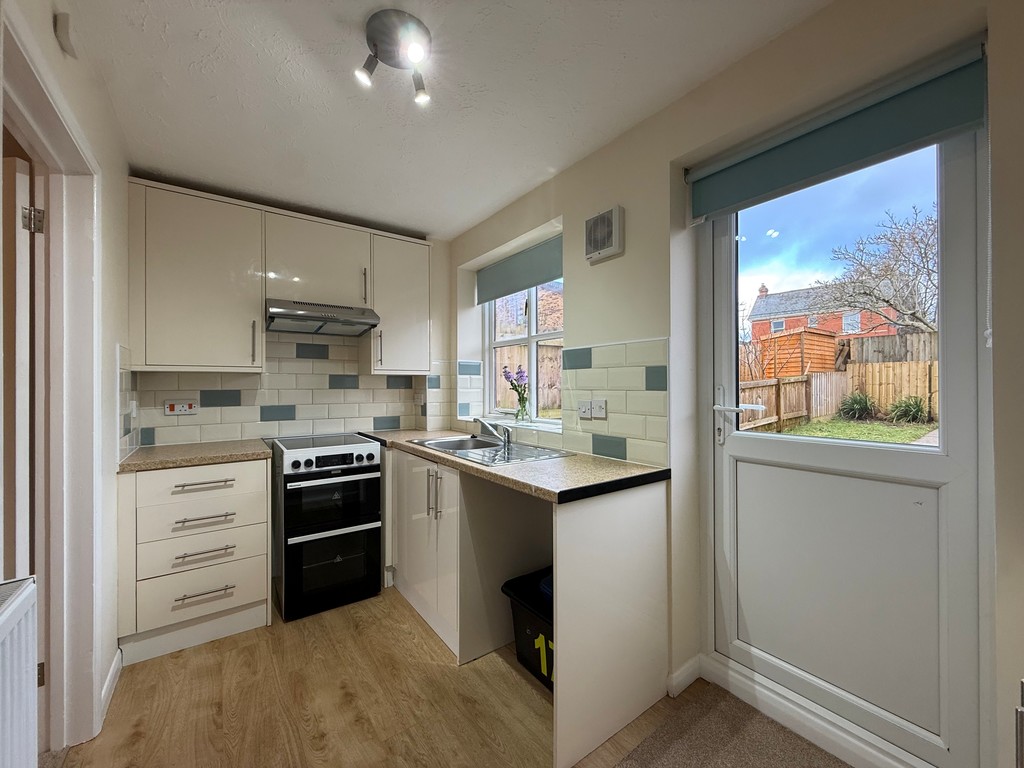 2 bed terraced house to rent in Fulford Drive, Cullompton, EX15  - Property Image 6