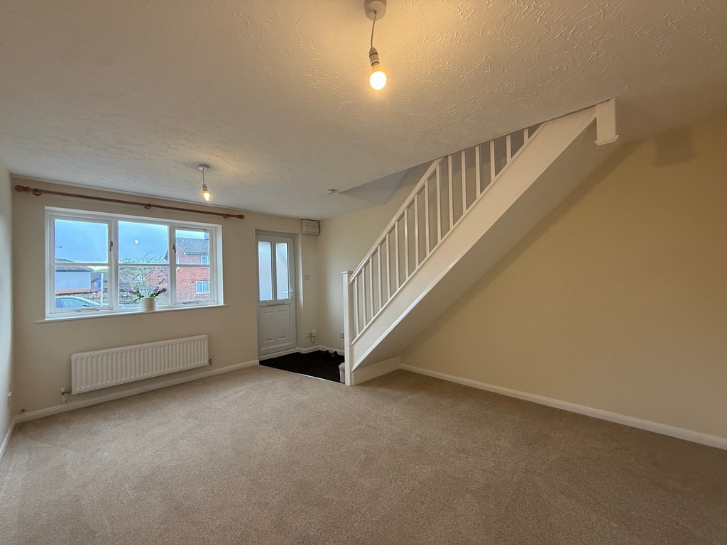 2 bed terraced house to rent in Fulford Drive, Cullompton, EX15 4