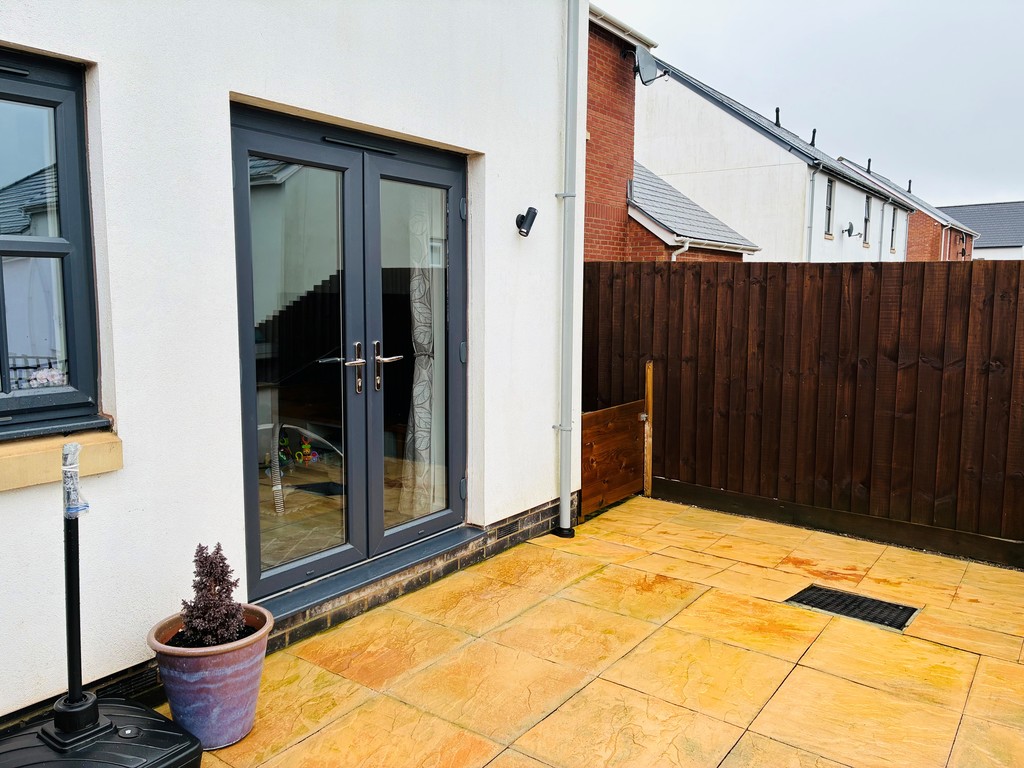 2 bed semi-detached house for sale in Tarka Way, Crediton, EX17  - Property Image 13