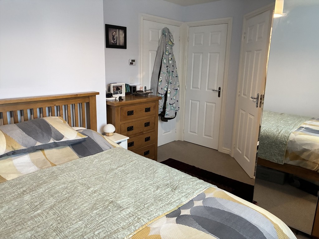 3 bed terraced house for sale in Linton Road, Exeter, EX1  - Property Image 5