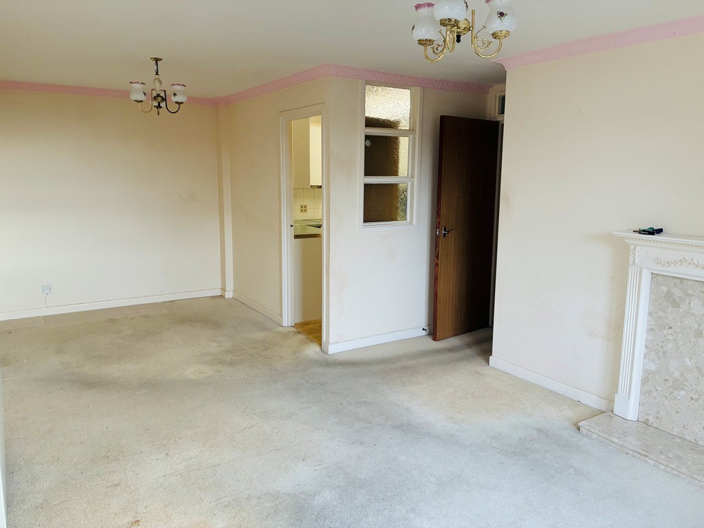 2 bed apartment for sale in East Cliff Road, Dawlish, EX7 2
