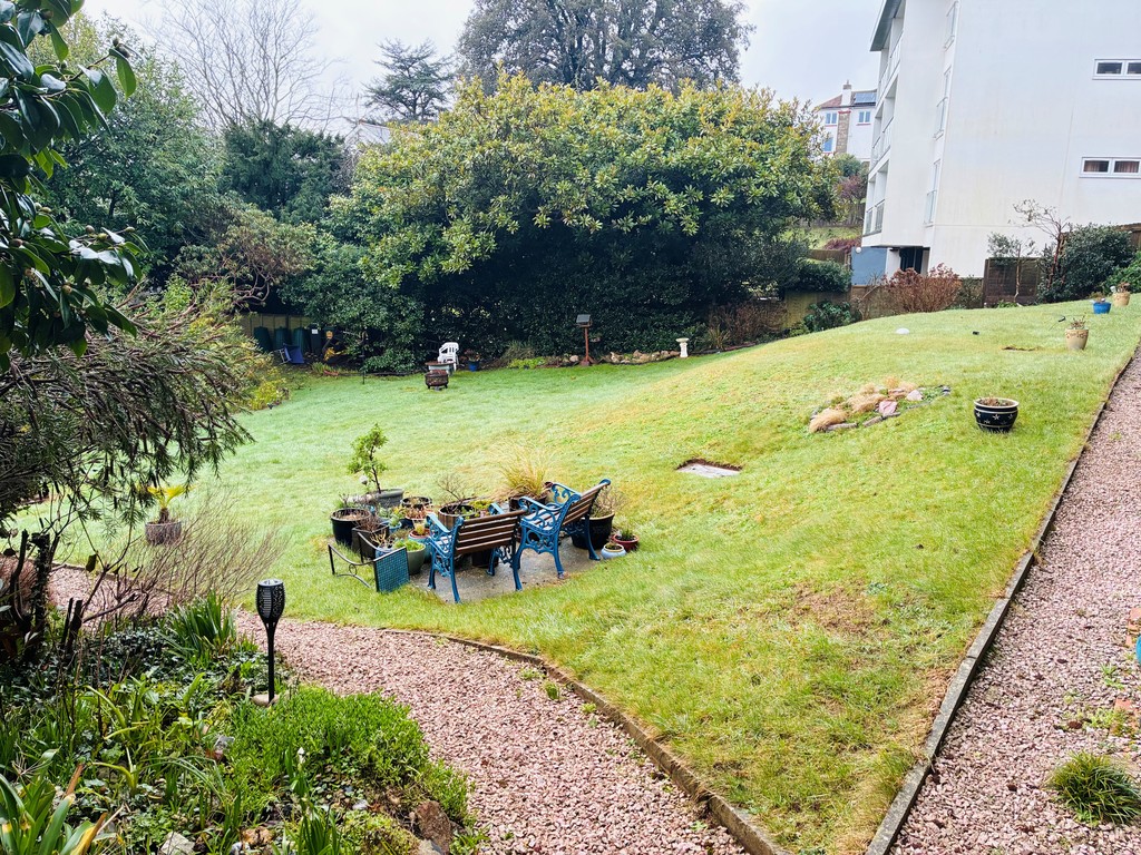 2 bed apartment for sale in East Cliff Road, Dawlish, EX7  - Property Image 9