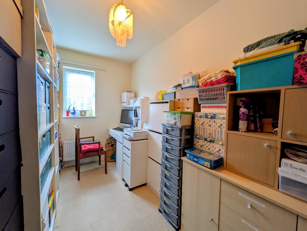 2 bed apartment for sale in Russell Walk, Exeter, EX2  - Property Image 13