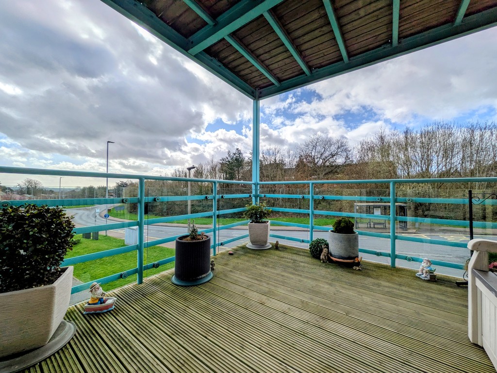 2 bed apartment for sale in Russell Walk, Exeter, EX2  - Property Image 14