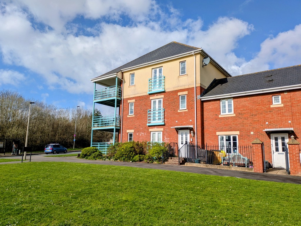 2 bed apartment for sale in Russell Walk, Exeter, EX2 14