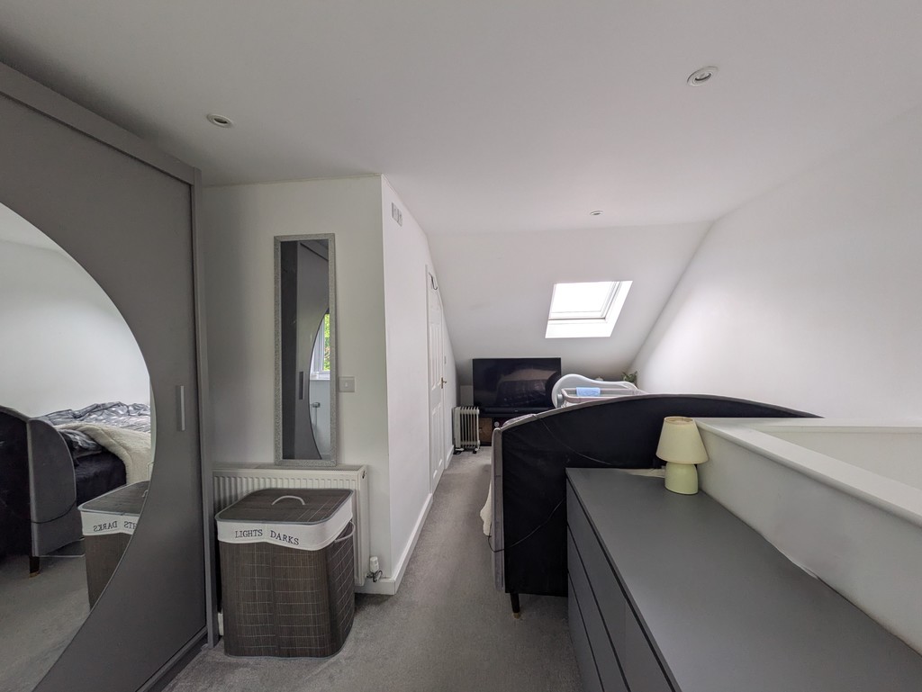 3 bed end of terrace house for sale in Poppy Close, Exeter, EX4 6