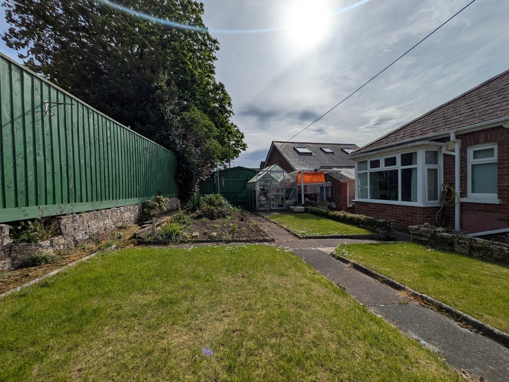 2 bed detached bungalow for sale in Buckerell Avenue, St Leonards, EX2  - Property Image 15
