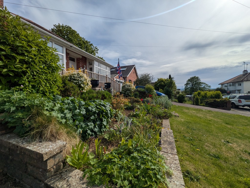 2 bed detached bungalow for sale in Buckerell Avenue, St Leonards, EX2  - Property Image 2