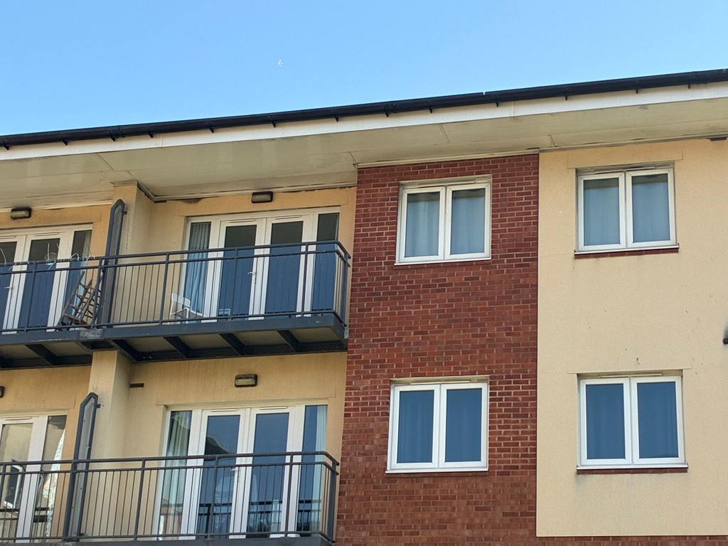 2 bed apartment for sale in Constantine House, New North Road  - Property Image 11