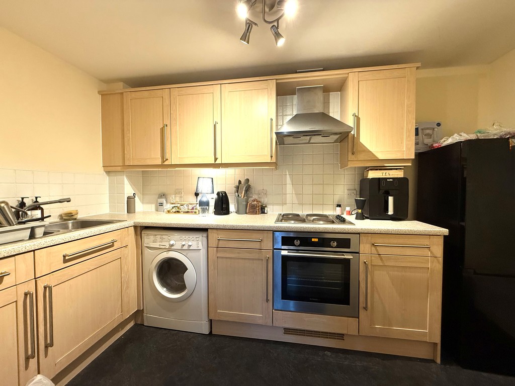 2 bed apartment for sale in Constantine House, New North Road 7