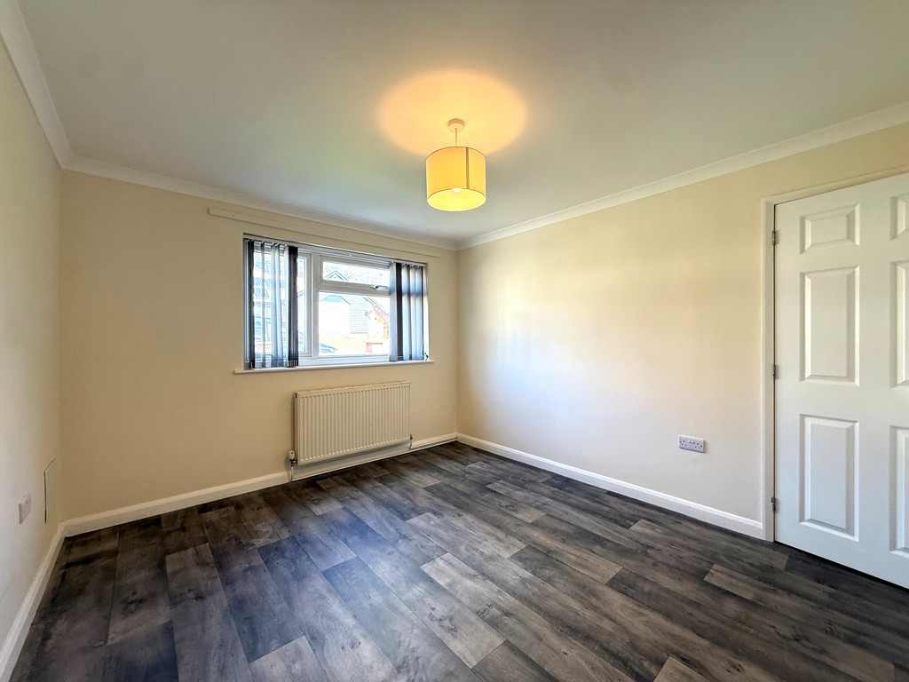 2 bed detached bungalow to rent in Creedy Road, Crediton 10