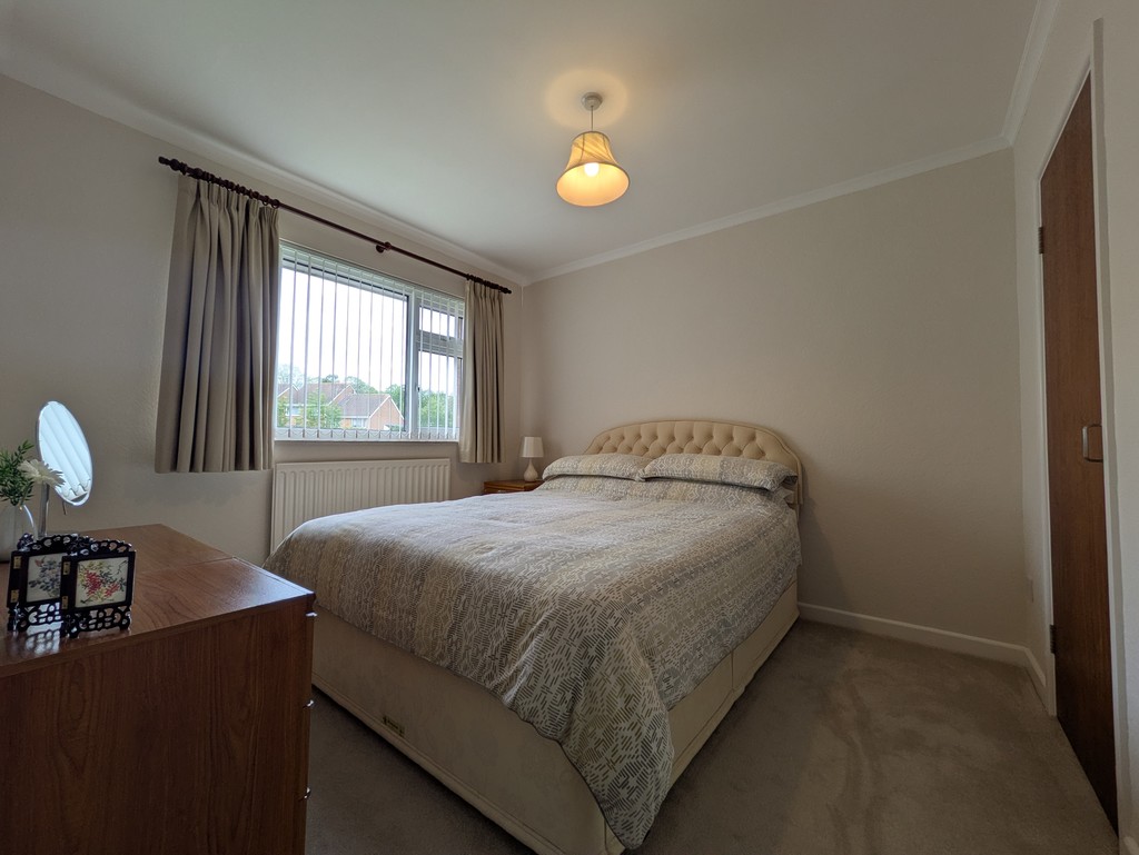 3 bed semi-detached house for sale in Gloucester Road, Exeter, EX4  - Property Image 7