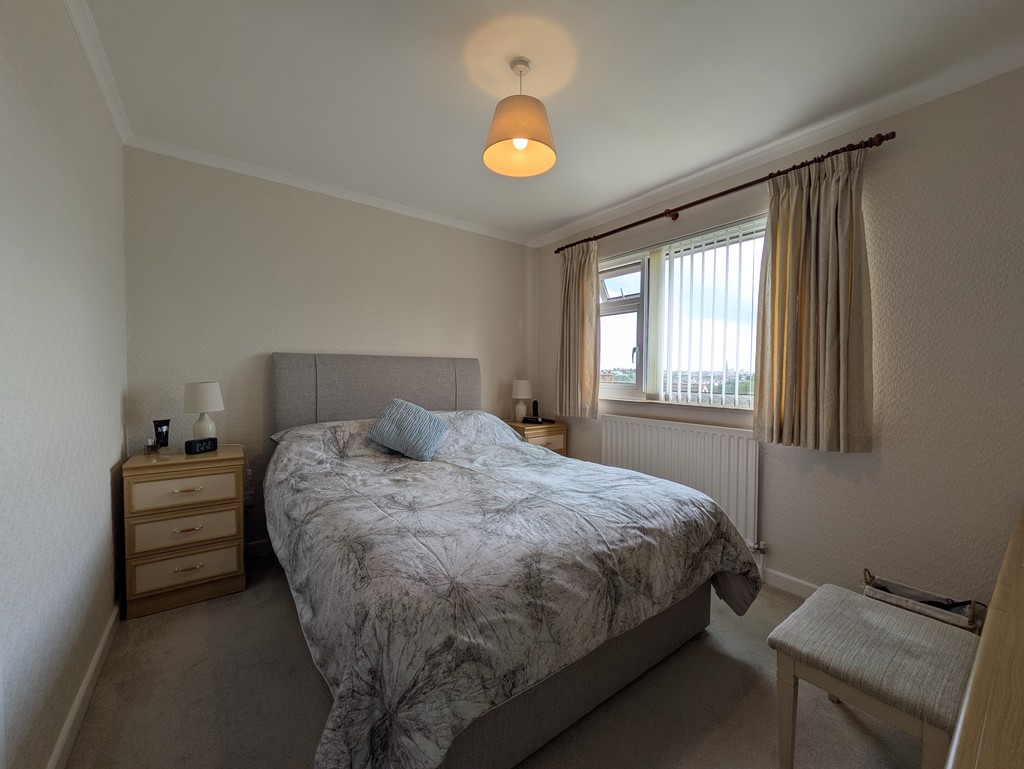 3 bed semi-detached house for sale in Gloucester Road, Exeter, EX4  - Property Image 8