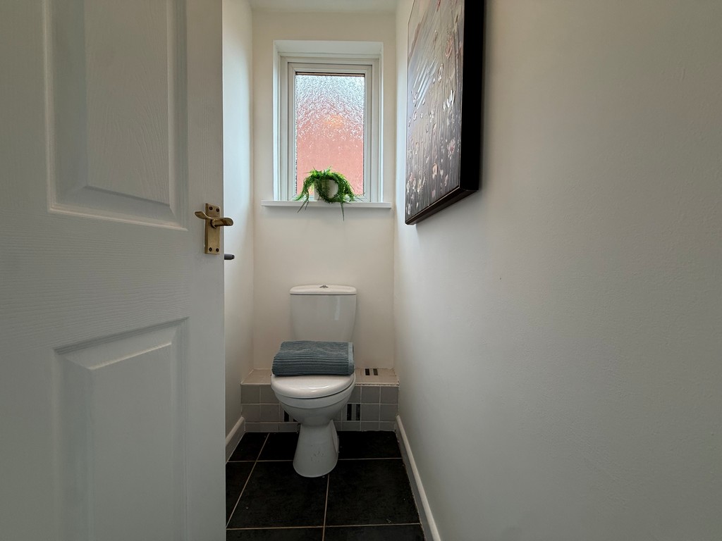 3 bed detached house for sale in Woodleigh Close, Exeter, EX4 10