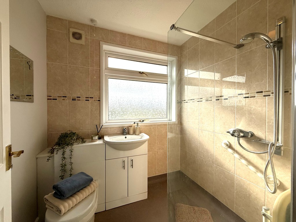 3 bed detached house for sale in Woodleigh Close, Exeter, EX4  - Property Image 15