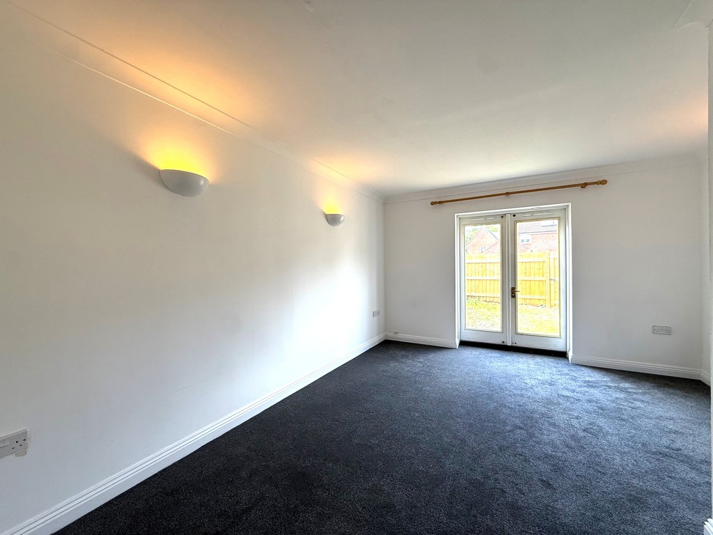 2 bed terraced house to rent in Alsa Brook Meadow, Tiverton 2