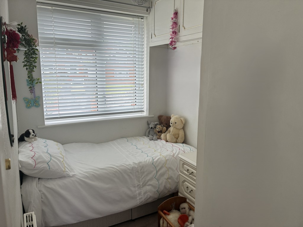3 bed semi-detached house for sale in Dorset Avenue, Exeter, EX4  - Property Image 9
