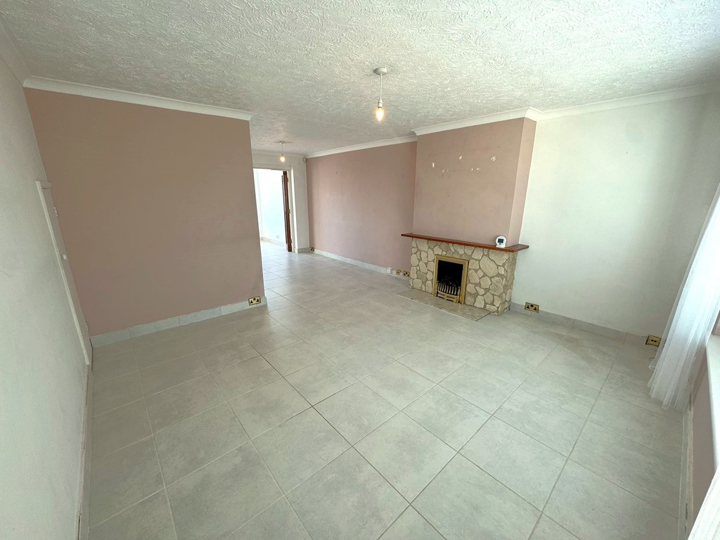 3 bed semi-detached house for sale in Dorset Avenue, Exeter, EX4 1