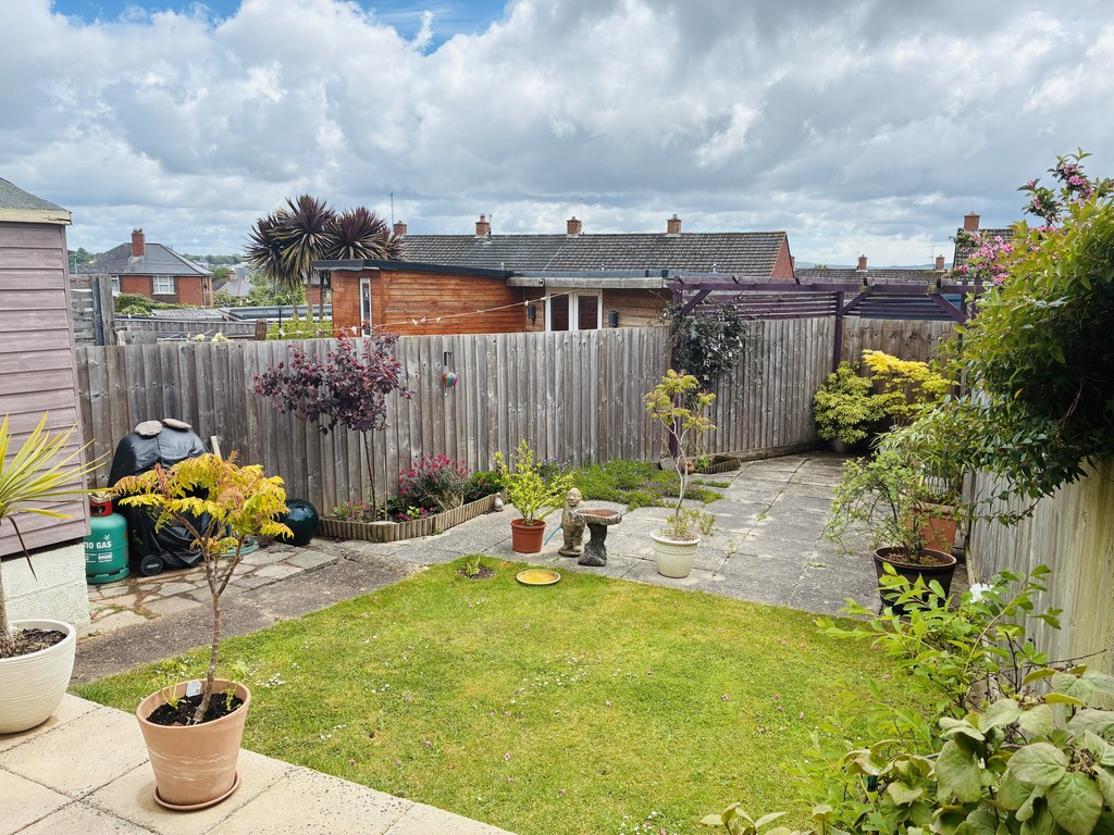 3 bed semi-detached house for sale in Dorset Avenue, Exeter, EX4  - Property Image 10