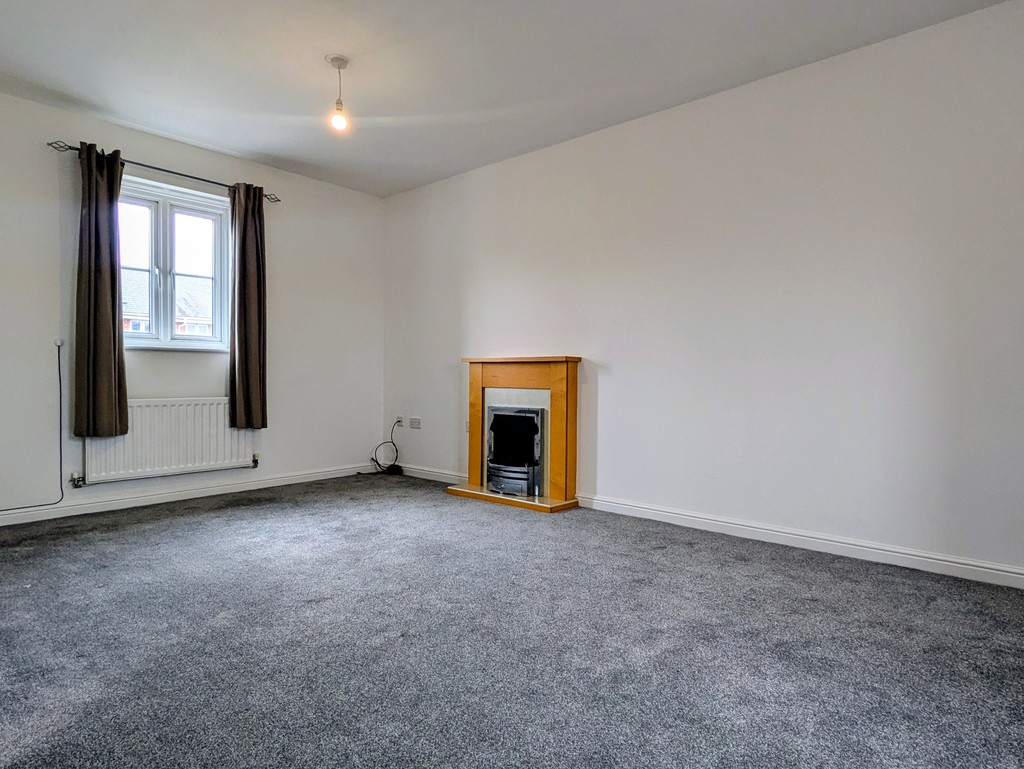 2 bed apartment for sale in Heraldry Way, Exeter, EX2  - Property Image 2