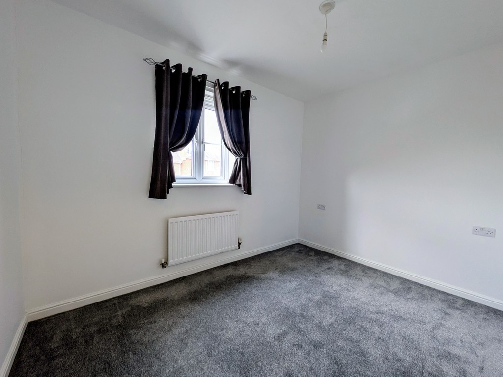 2 bed apartment for sale in Heraldry Way, Exeter, EX2  - Property Image 4