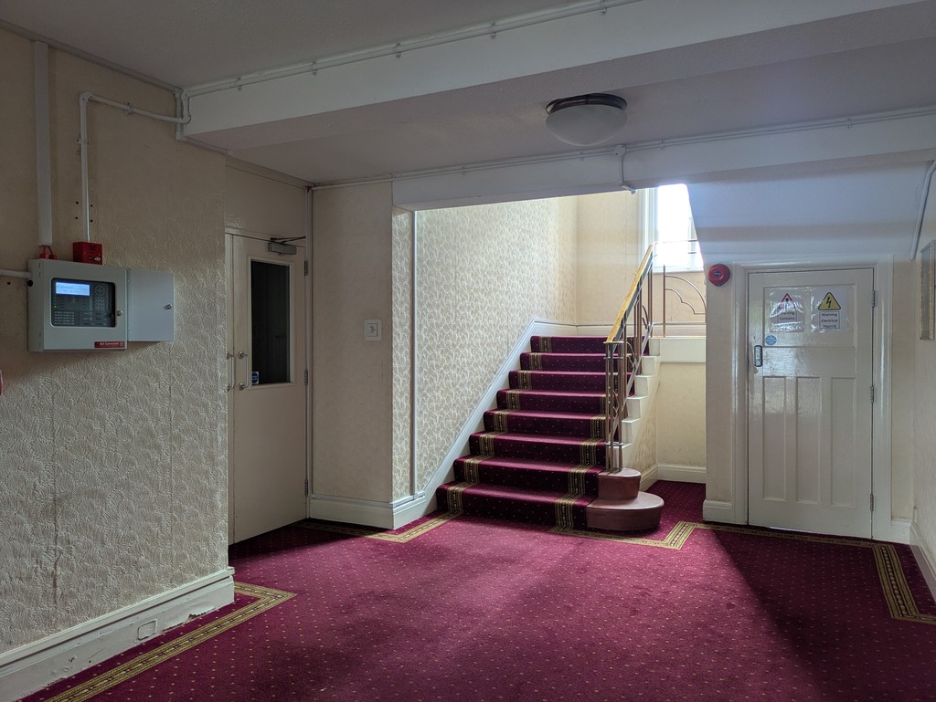 1 bed studio flat for sale in Mount Radford Crescent, Exeter, EX2  - Property Image 8