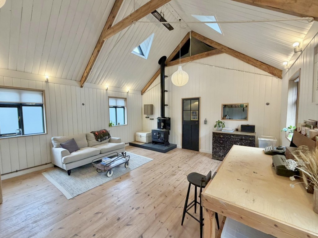 1 bed detached house to rent in Pocombe Bridge, Exeter 3