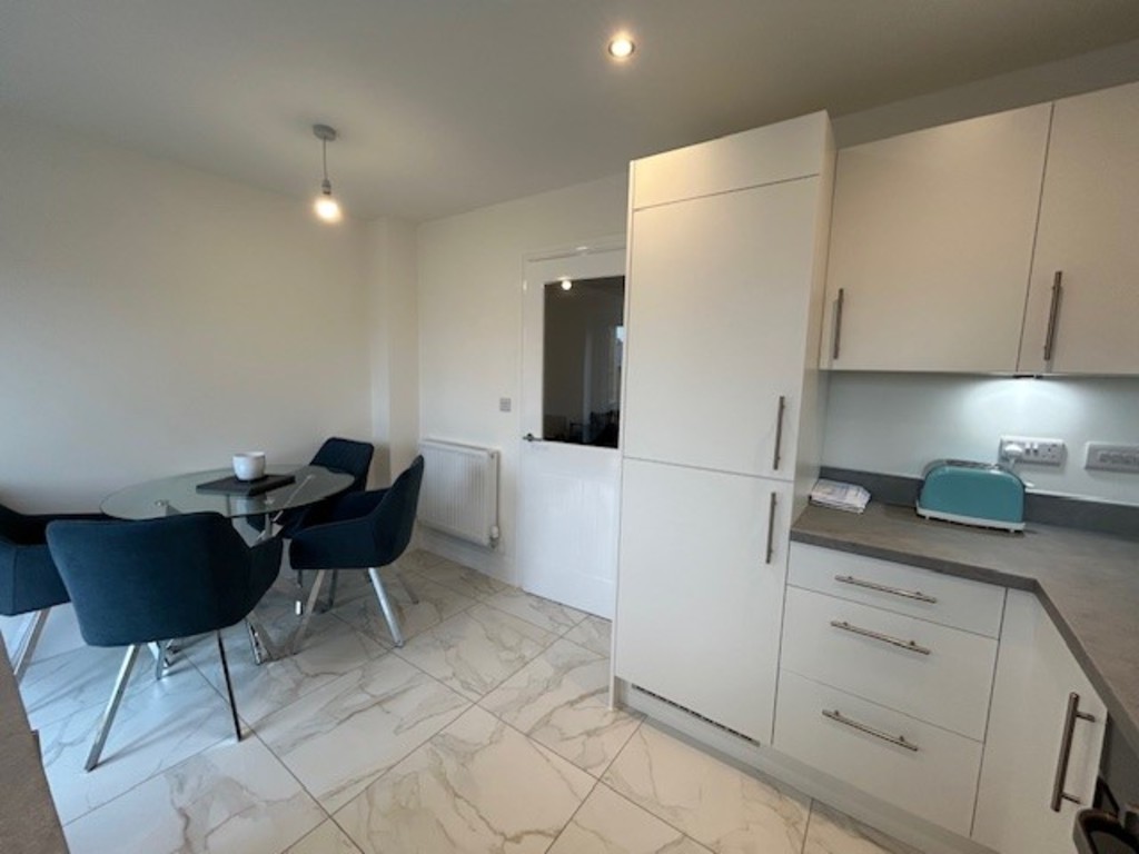 2 bed semi-detached house for sale in Medland Way, Exeter, EX2 3