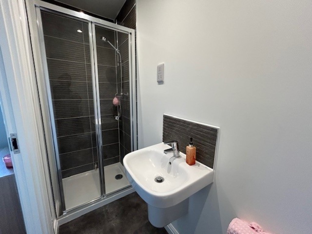 2 bed semi-detached house for sale in Medland Way, Exeter, EX2 12