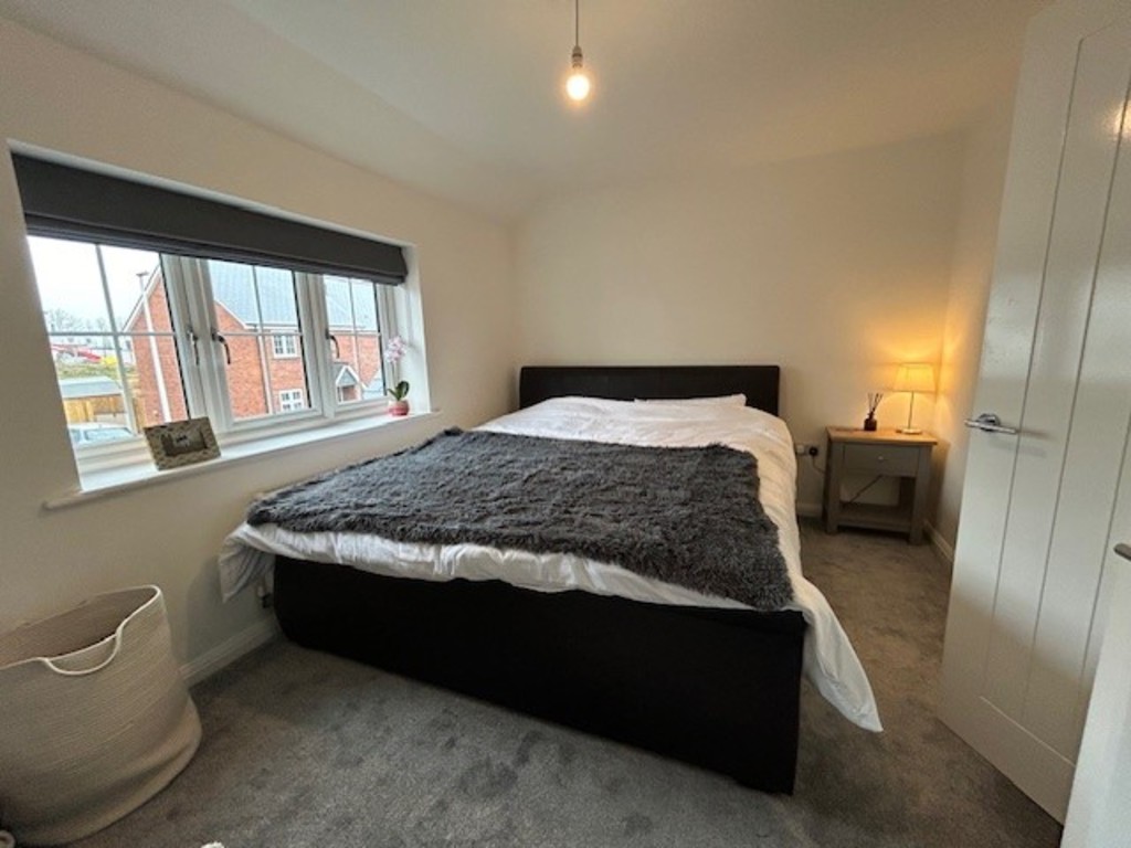 2 bed semi-detached house for sale in Medland Way, Exeter, EX2 9
