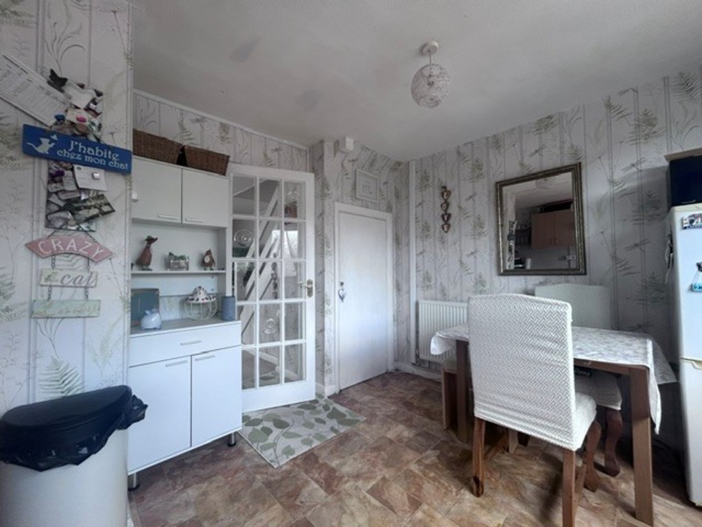 3 bed terraced house for sale in Ashley Way, Dawlish, EX7  - Property Image 8
