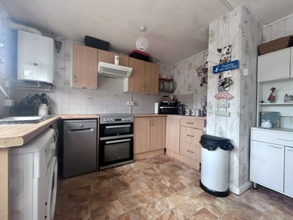 3 bed terraced house for sale in Ashley Way, Dawlish, EX7  - Property Image 7