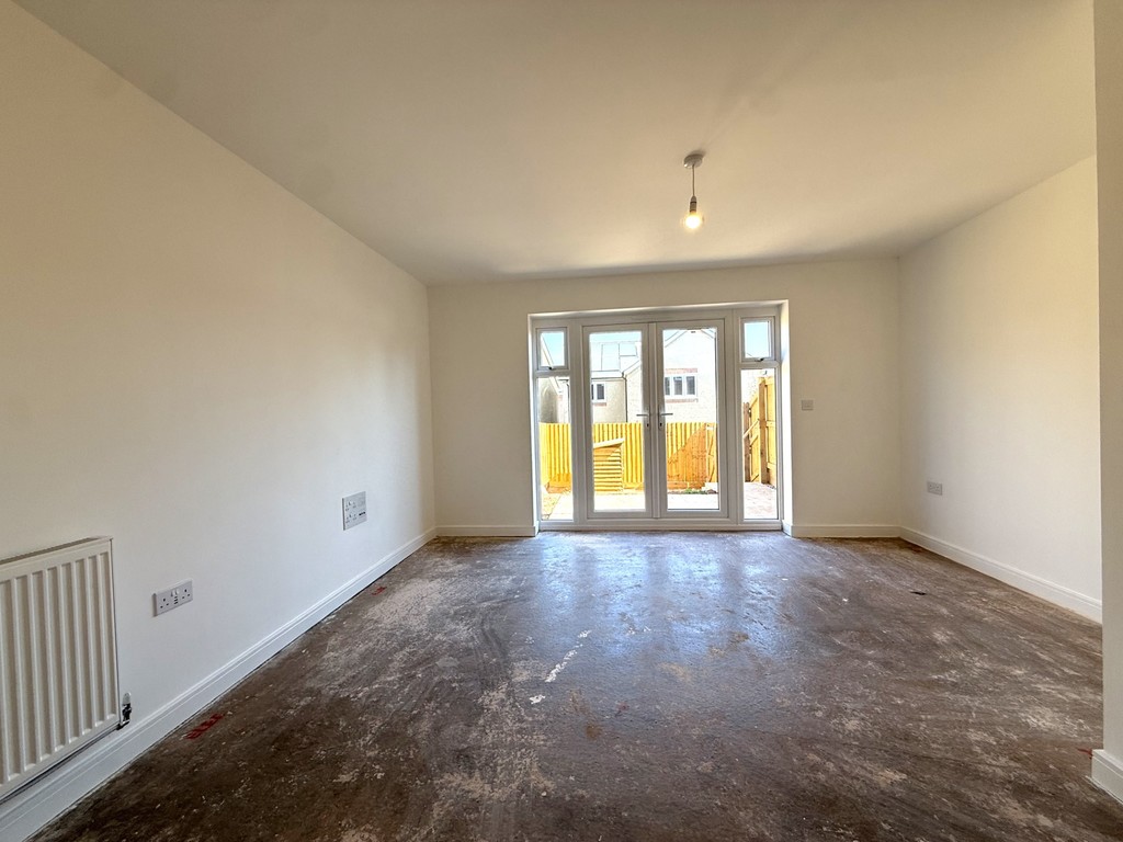 2 bed terraced house to rent in Heron Place, Crediton 14