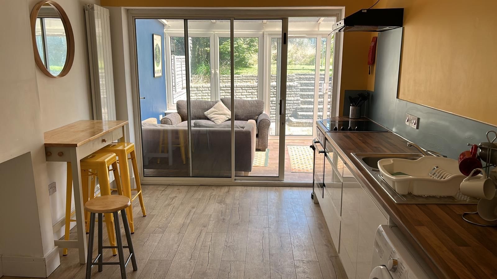 4 bed house to rent in St Andrews Avenue, Colchester, CO4 1